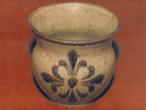 Ceramics #03<br/><small><em>Shamrock Pot</em></small>